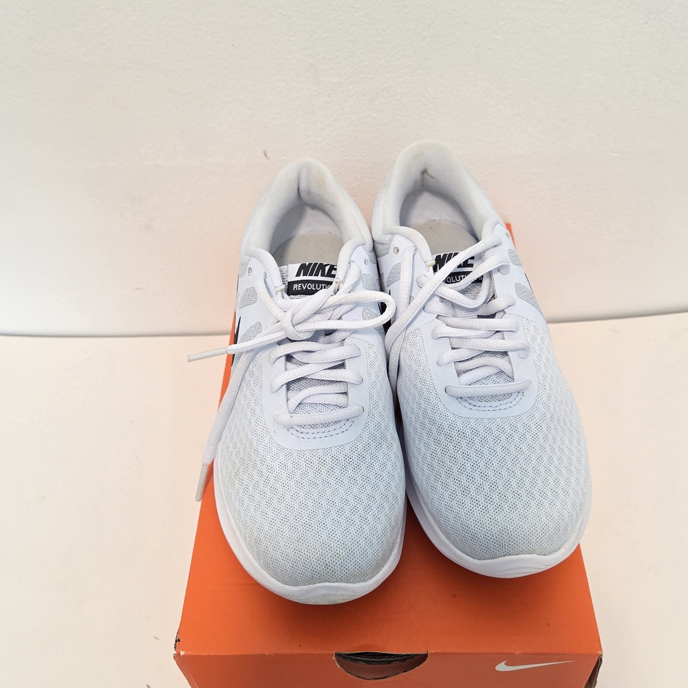 Nike Revolution 4 Low Textile Trainers Light Blue SZ 6 - Picture 4 of 16